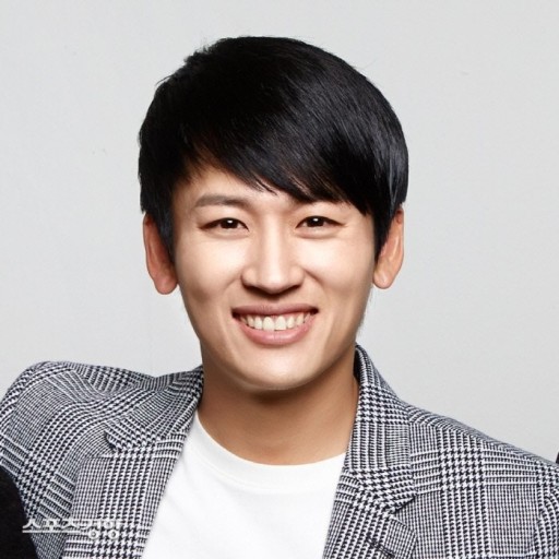 박지헌